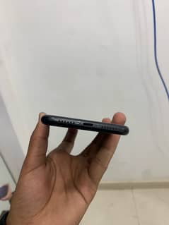 iPhone Xr factory unlock