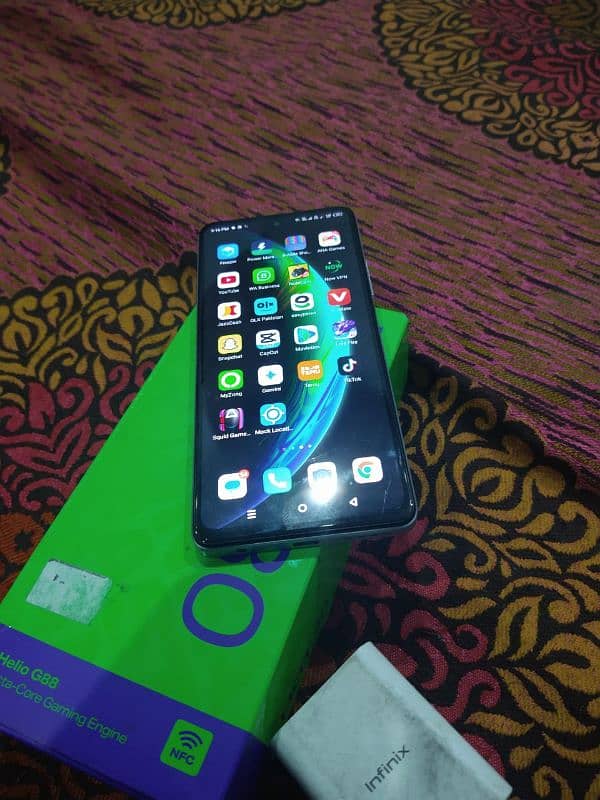 Infinix hot 30 8+8 128 03128420750 2