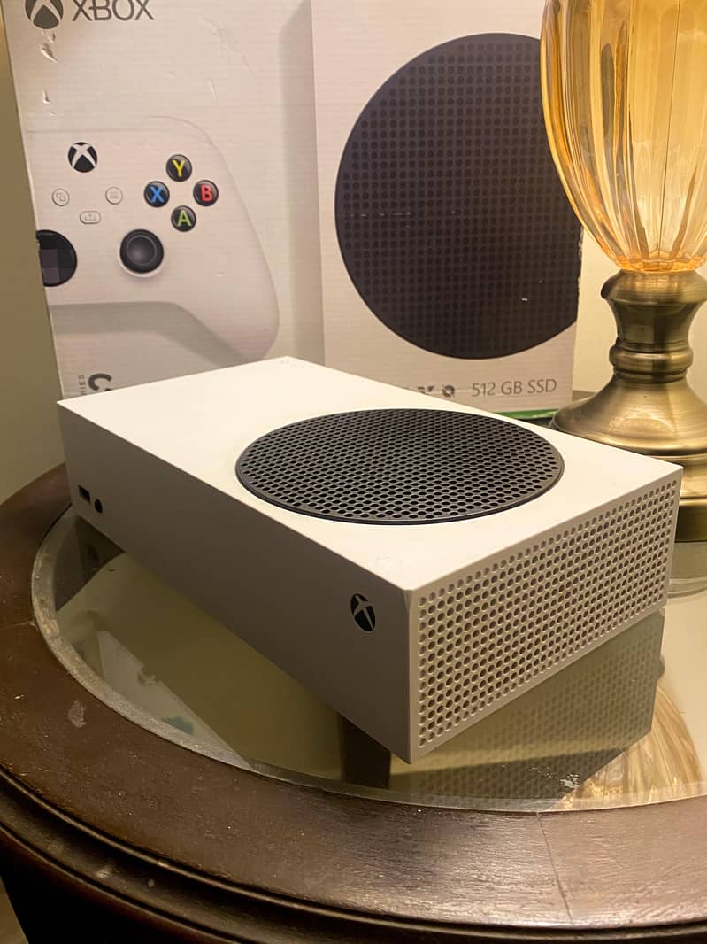 Xbox Series S (KSA Edition) 4