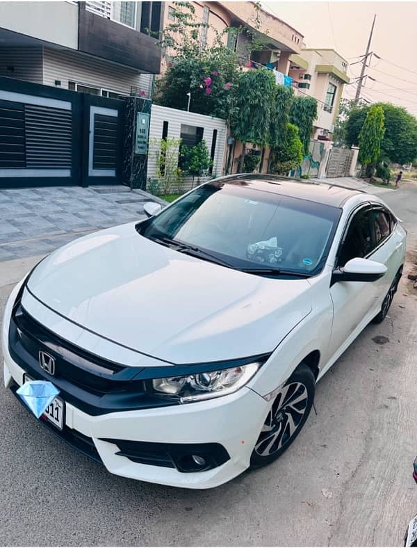 Honda Civic Oriel 2017 0