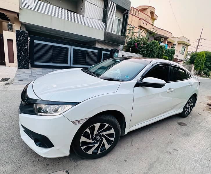 Honda Civic Oriel 2017 4