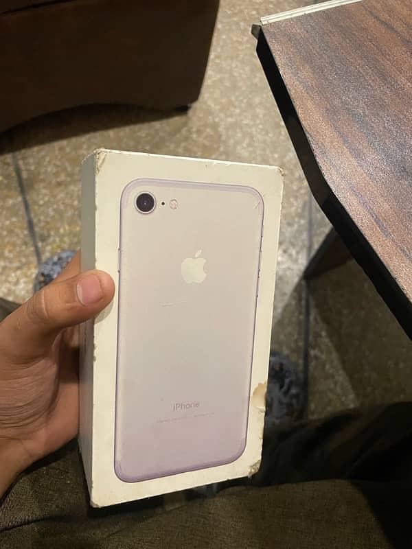 Iphone 7 official PTA Approved (32gb) 3