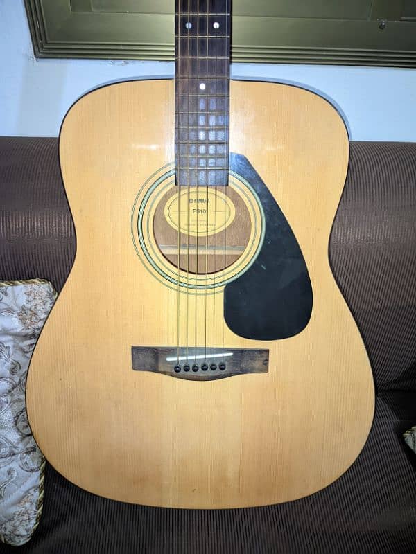 Yamaha F310 Acoustic Guitar - Original 6