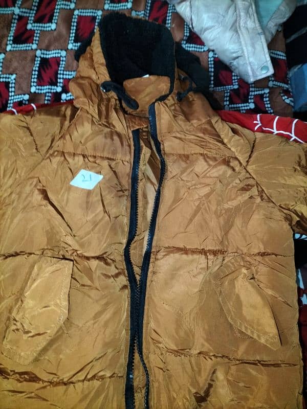 preloved jacket and Hoddies Available for kids 1