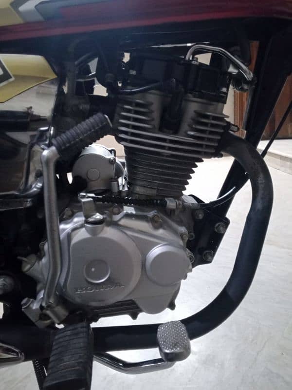 Honda cg 125 special addition total genion 100% 5