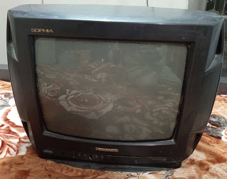 Panasonic Colored TV 14 Inch 0