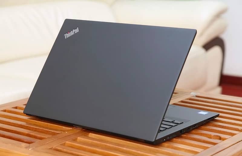 Lenovo ThinkPad T480s i7-8th Gen 0