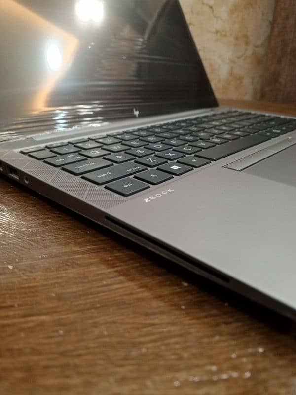 HP zBook firefly G7 Core i7 10th gen 16/512 4