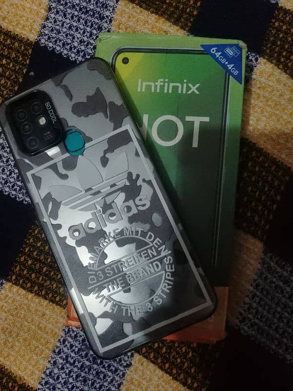 Infinix Hot 10 4 GB RAM 64 GB with BOX 3