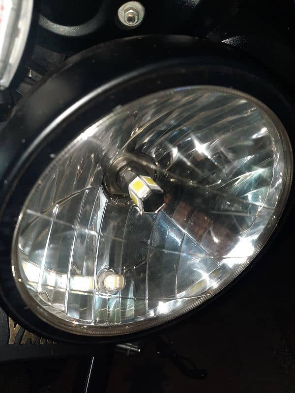 headlight and fog light 0