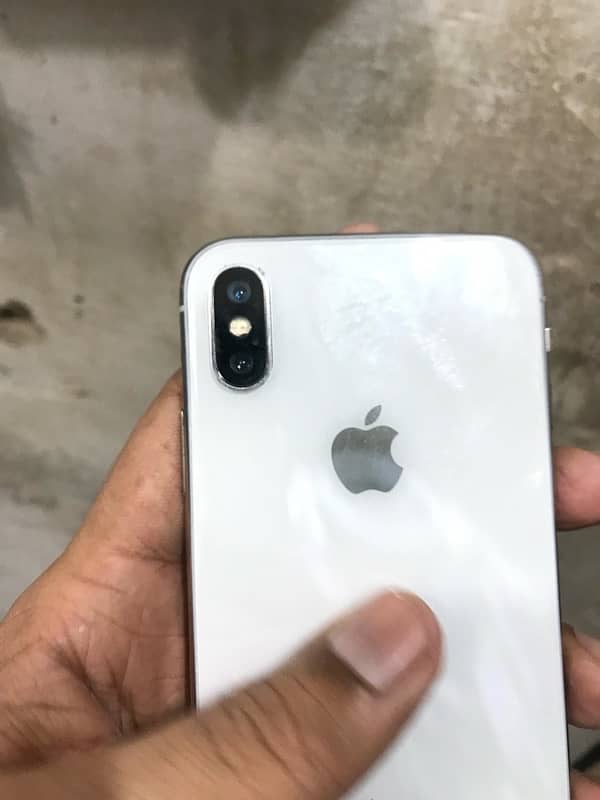 I phone x 64 gb pta approved 5