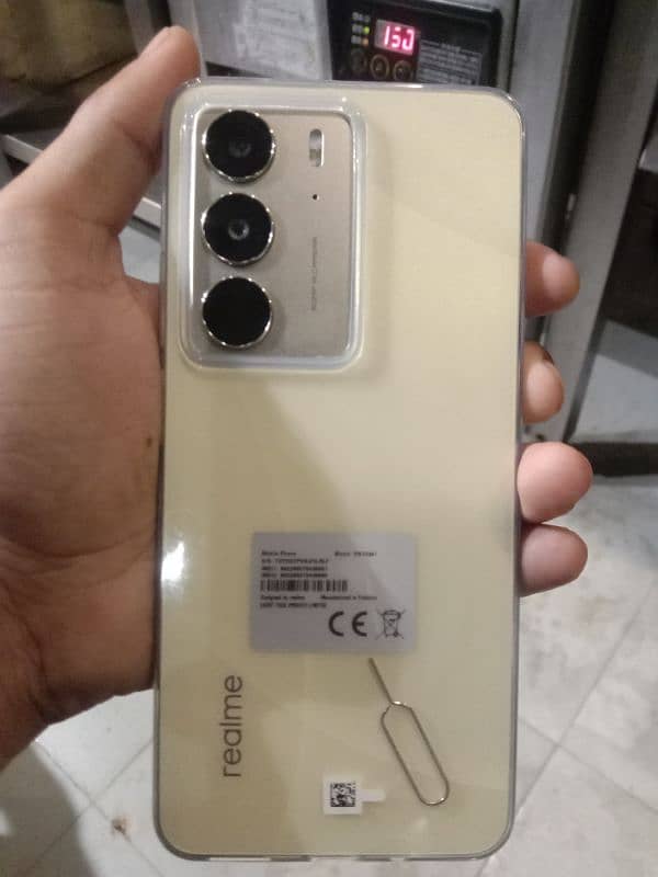 realme c75 8 256  New 1day used urgent for sell 1