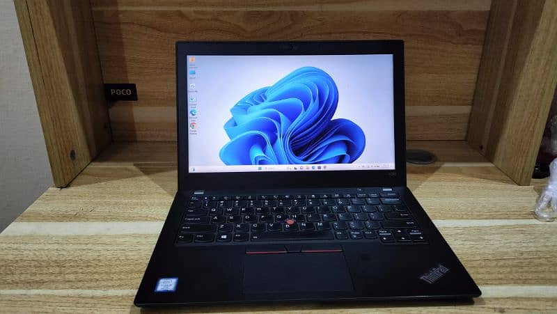 Lenovo Thinkpad x280 Laptop 1