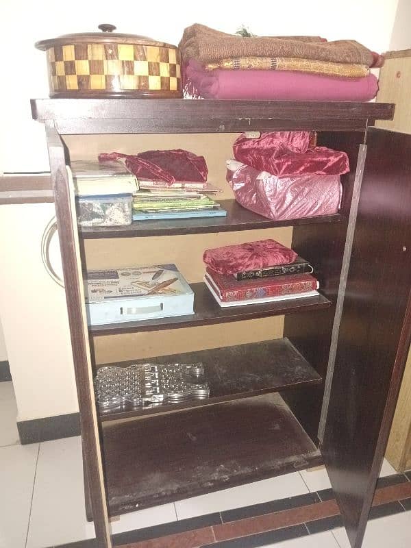 storage for books or other stuff (almai) 1