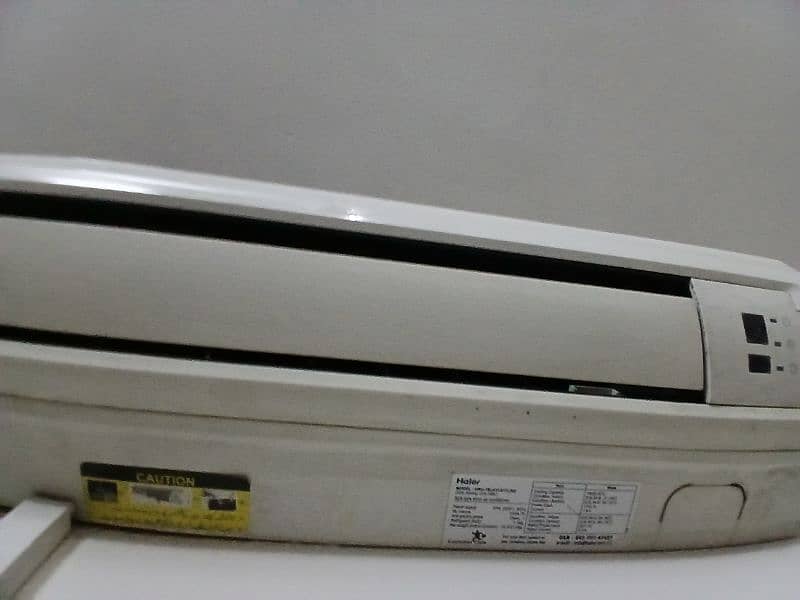 Haier split AC 1.5 ton only 20 hrs  used 1