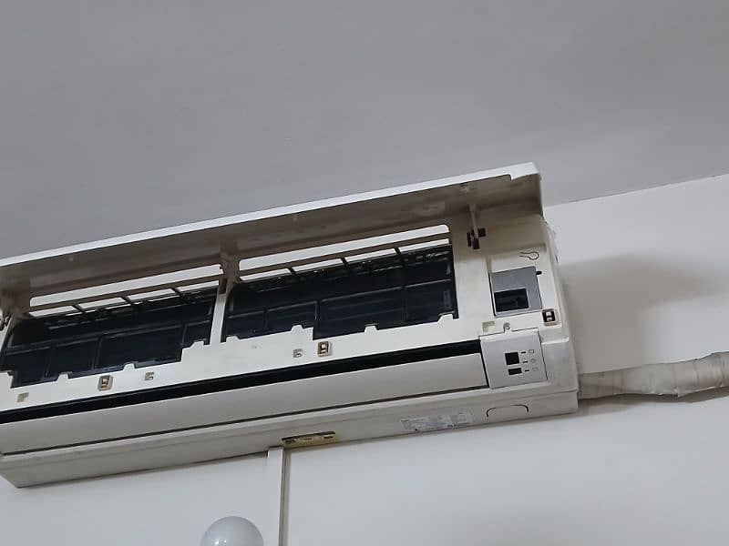 Haier split AC 1.5 ton only 20 hrs  used 2