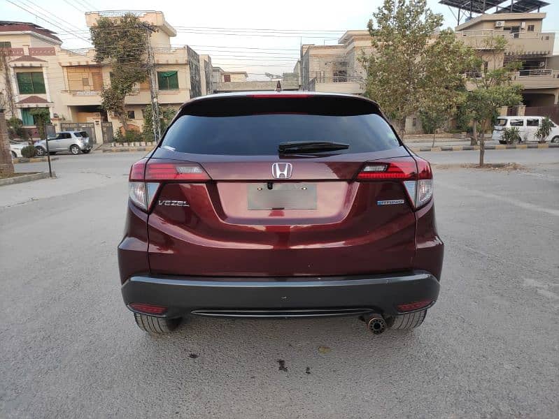 Honda Vezel XL Package 2014/17 1