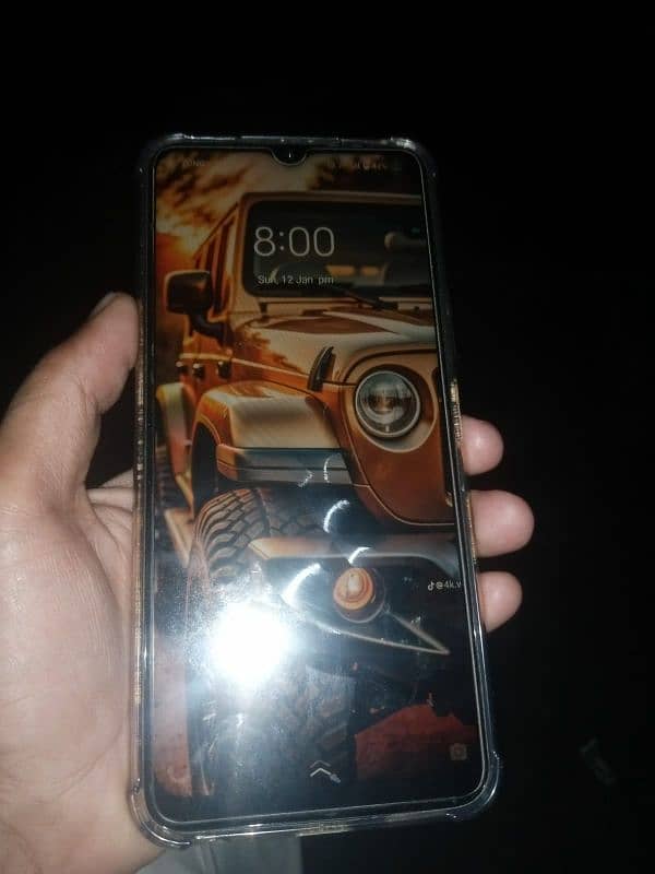 vivo y21a 4/64 with box 1