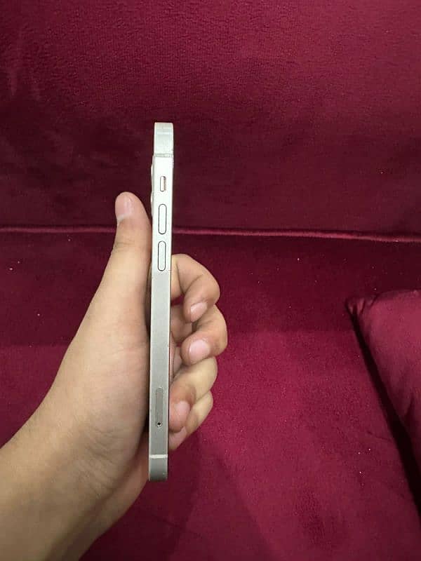 iPhone 12 non PTA 4