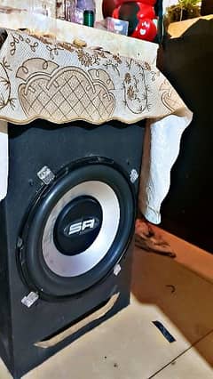 subwoofer heavy sound and bass