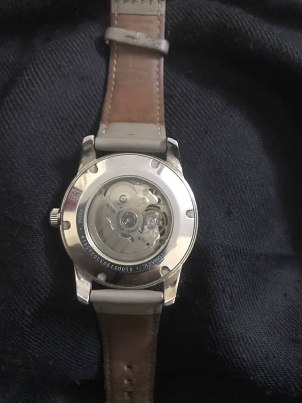 titan automatic watch grey dial 1