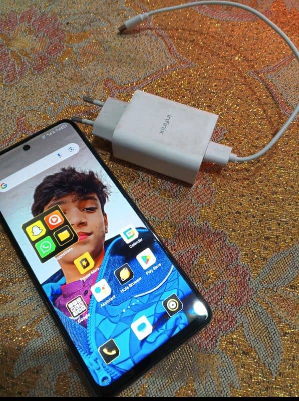 Infinix hot 40 10/10 8+8 256 gb charger 6