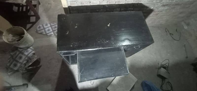 Computer Table for sale 6