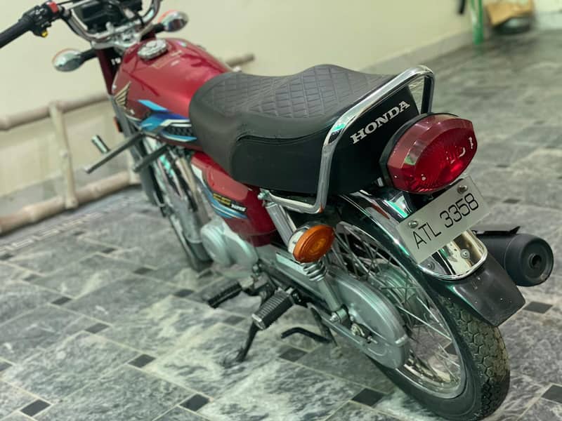 Honda CG 125 2024 4