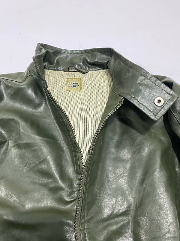 *Olive green leather jacket zipper 1