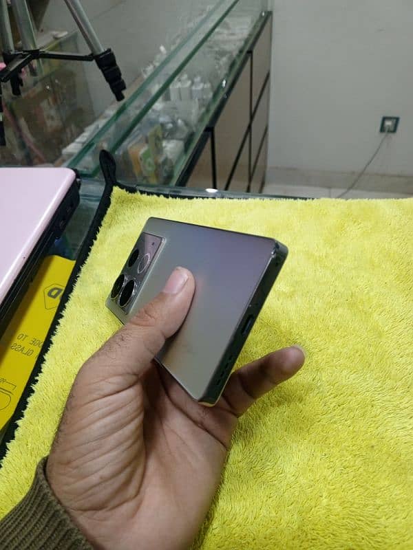 Infinix Note 40 full box 10/9 condition 4