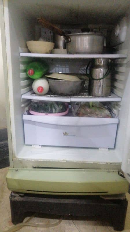 pel refrigerator for sale urgently 3