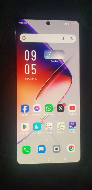 infinx note 40 with 10 months warranty 8/256 0