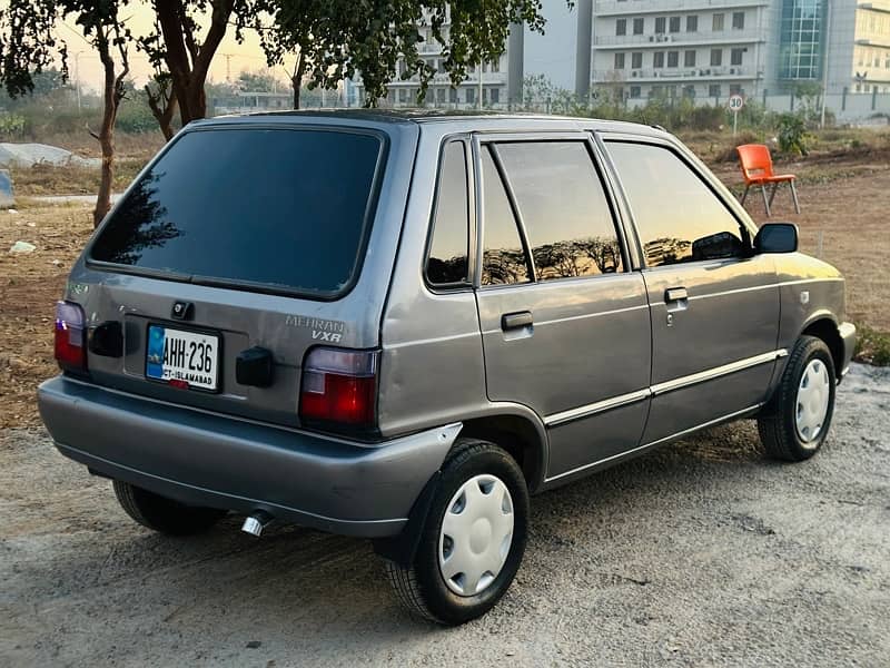 Suzuki Mehran VXR 2017 8