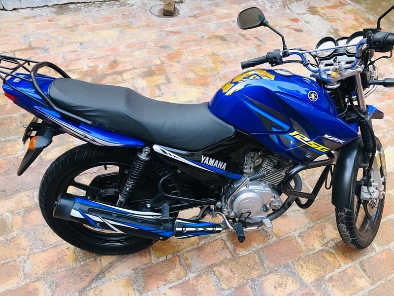 Yamaha YBR G 125 Blu beauty 19