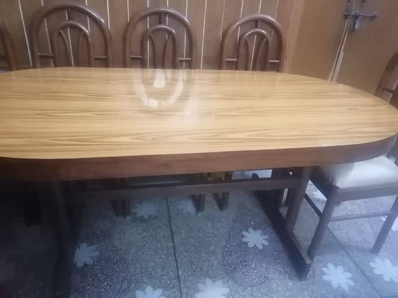 DINNING TABLE WITH CHAIRS 4