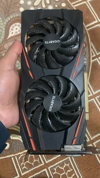 RX 570 4GB 256bit 1