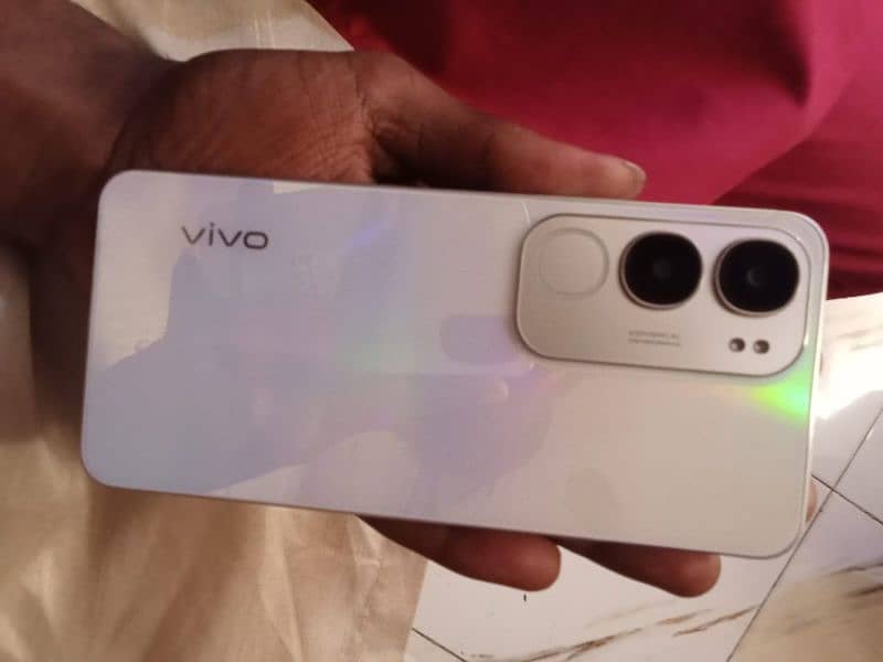 vivo y19s 1