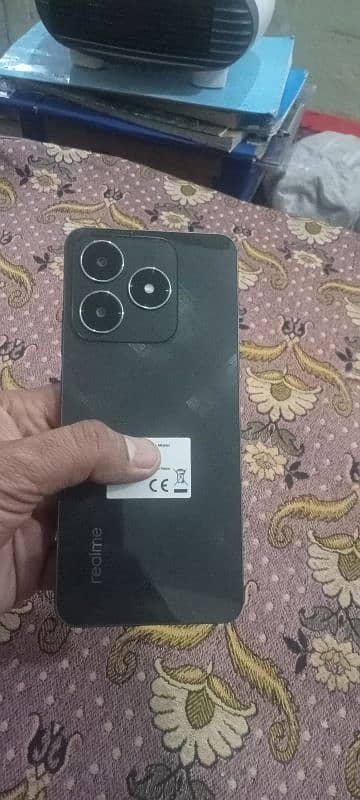 realme C61 mobile with box 0