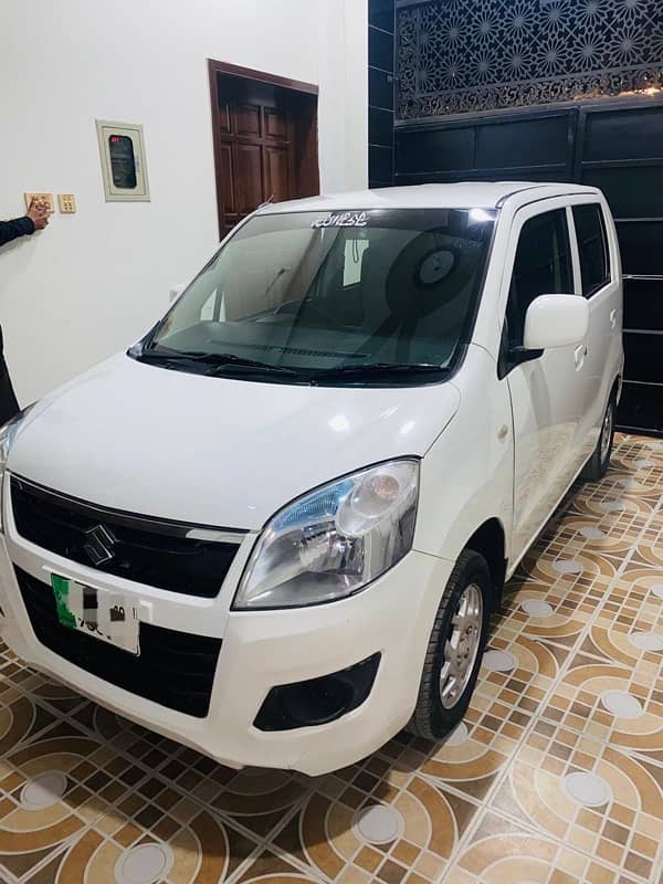 Suzuki Wagon R 2019 1