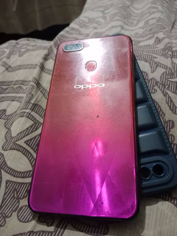 Oppo f9 6/64 0301-1156063 8