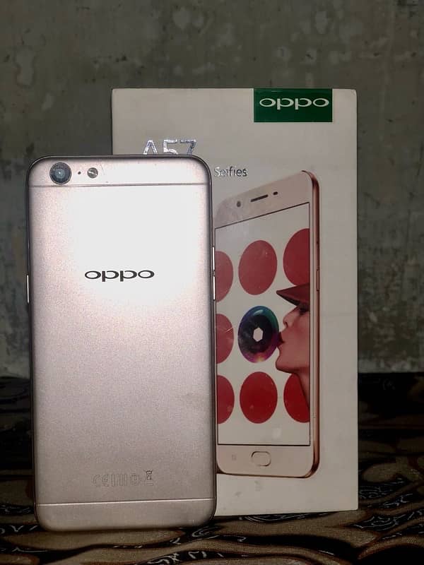 OPPO A57 4/64 1