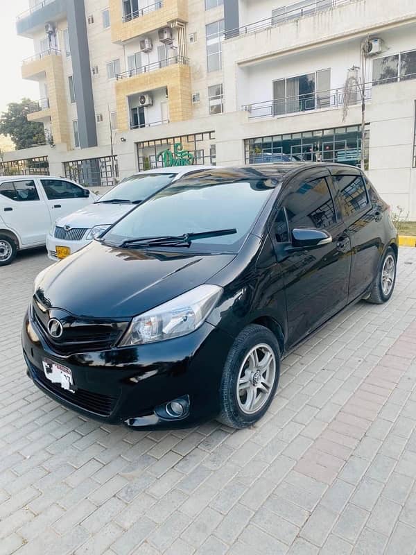 Toyota Vitz 2013 5