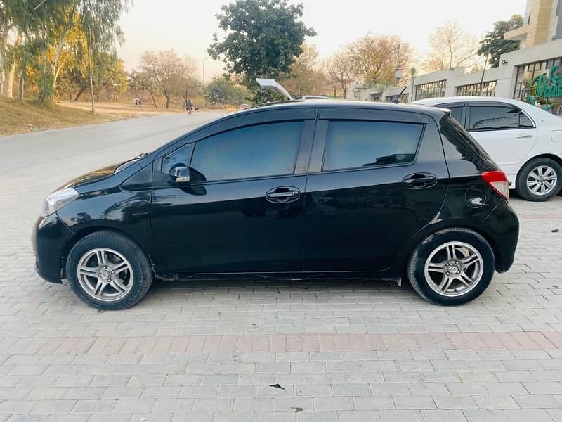 Toyota Vitz 2013 6