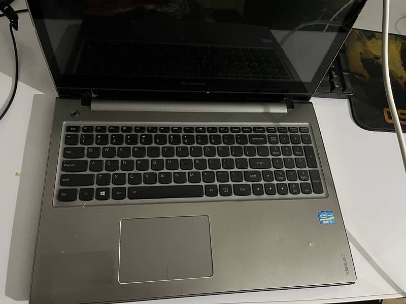 Lenovo ideapad 1