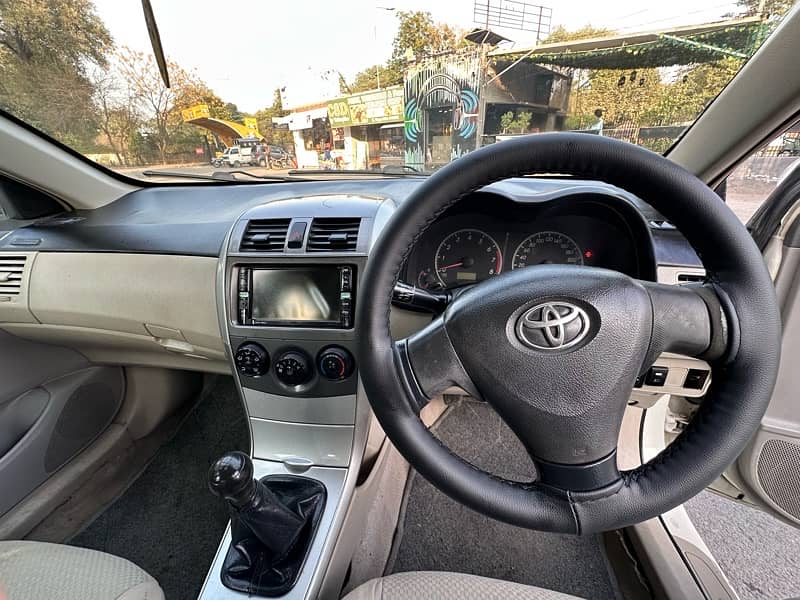 Toyota Corolla XLI 2011 11