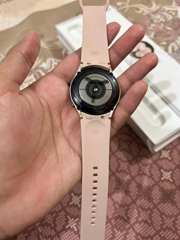 Samsung Galaxy Watch 4 (Market price:40,000)Rare pink colour for girls 4