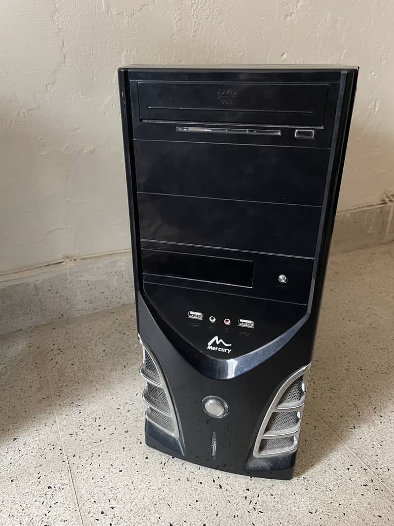 Custom Built Sleeper Gaming PC | Intel i3, 16GB RAM, GT 1030, 256GB 4