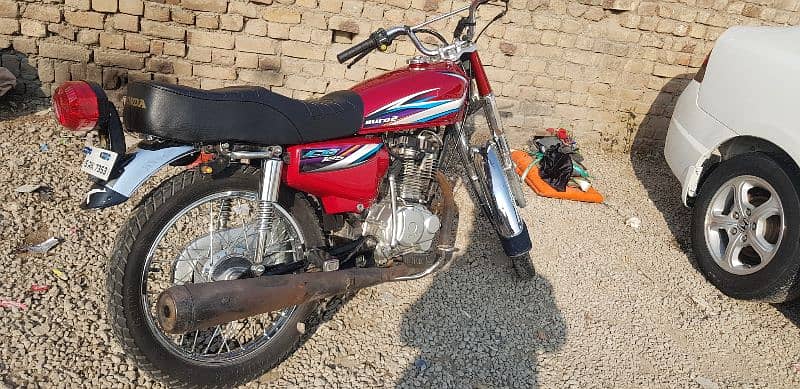 Honda 125 Genuine Condition 4