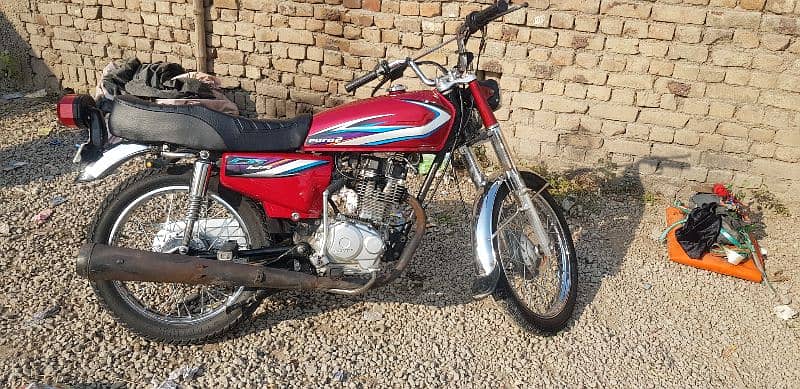 Honda 125 Genuine Condition 5