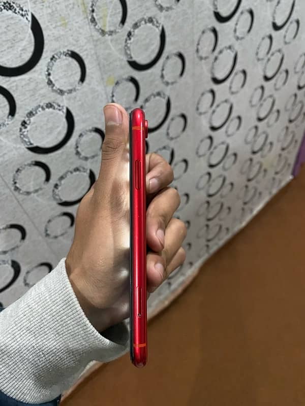 iphone XR 64 gb 3